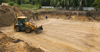 Разработка котлована Снежинск, цена от 313 руб./м3.